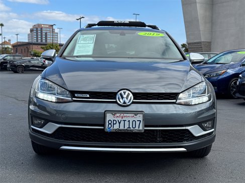 Used 2019 Volkswagen Golf Alltrack SE image 5