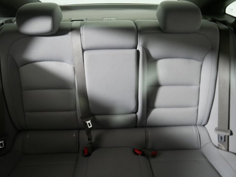 Used 2022 Chevrolet Malibu LT image 19