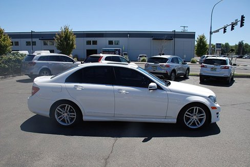 Used 2014 Mercedes-Benz C 250 Sedan image 6
