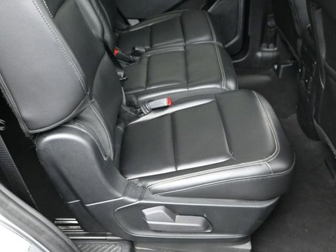 Used 2023 Ford Explorer XLT w/ Equipment Group 202A image 16