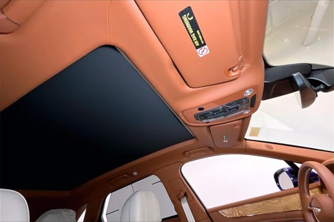 Used 2024 Bentley Bentayga image 20