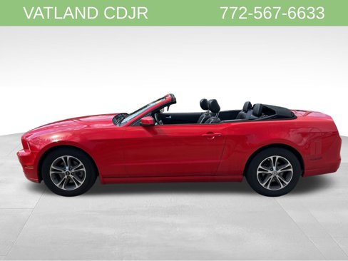 Used 2014 Ford Mustang Premium image 11