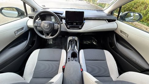 Used 2023 Toyota Corolla LE image 49