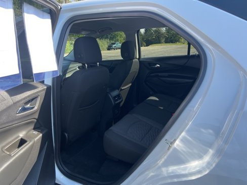 Used 2020 Chevrolet Equinox LT w/ Driver Convenience Package image 14