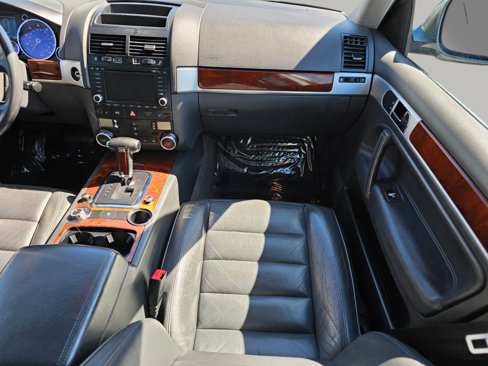Used 2005 Volkswagen Touareg V6 image 4