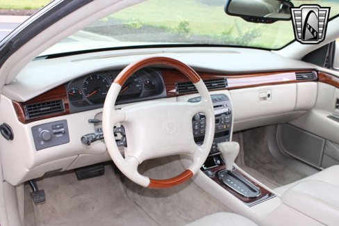 Used 2002 Cadillac Eldorado Touring w/ Preffered Equipment Group image 18