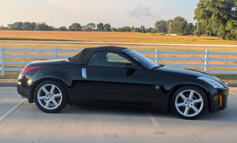 Used 2004 Nissan 350Z Touring image 8
