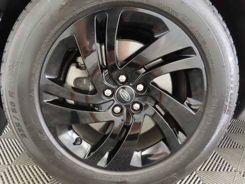Used 2024 Land Rover Discovery Sport S image 30