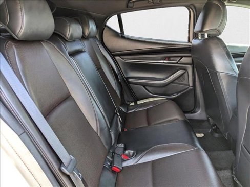 Used 2024 MAZDA MAZDA3 s image 21