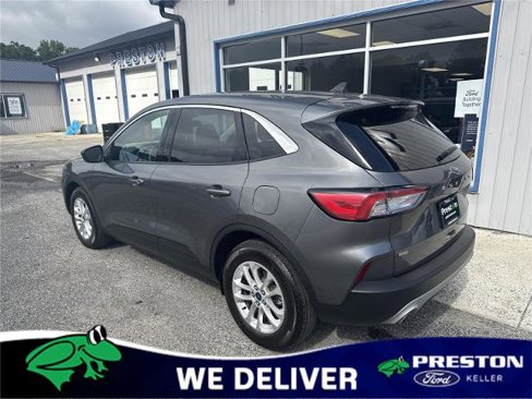 Certified 2022 Ford Escape SE w/ Convenience Package image 3