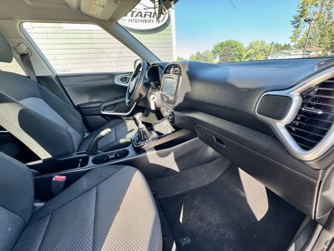 Used 2020 Kia Soul LX image 19