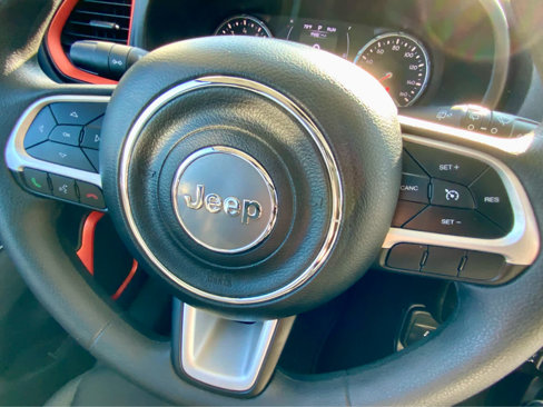 Used 2018 Jeep Renegade Sport w/ Power & Air Group image 39