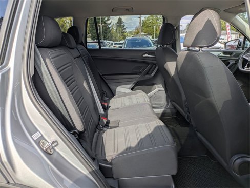 Used 2022 Volkswagen Tiguan S image 29