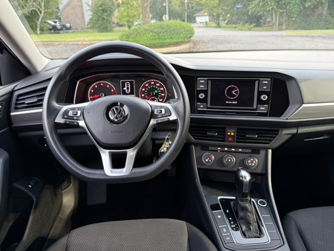 Used 2019 Volkswagen Jetta S w/ Driver Assistance Package image 9