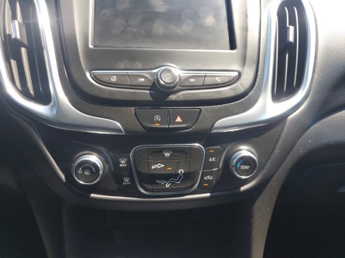 Used 2022 Chevrolet Equinox LT image 19
