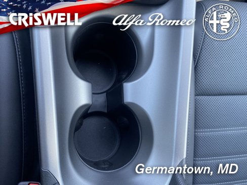 New 2025 Alfa Romeo Tonale w/ Premium Package image 33