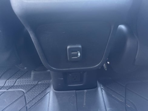 Used 2022 Chevrolet Equinox LT image 28