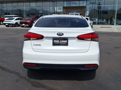 Used 2018 Kia Forte LX w/ LX Popular Package image 3