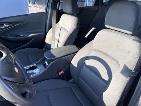 Used 2020 Chevrolet Malibu LT image 14