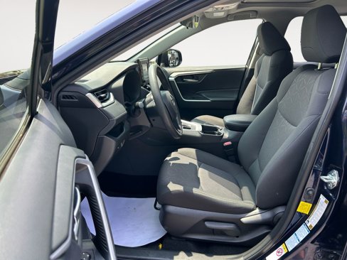 Used 2019 Toyota RAV4 XLE image 13