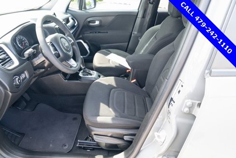 Used 2020 Jeep Renegade Latitude image 16