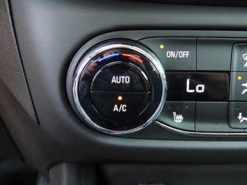 Used 2023 Chevrolet TrailBlazer LT w/ Convenience Package image 32