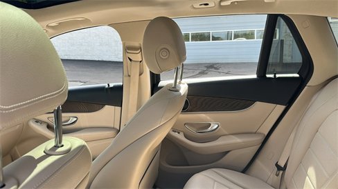 Used 2019 Mercedes-Benz GLC 300 4MATIC image 31