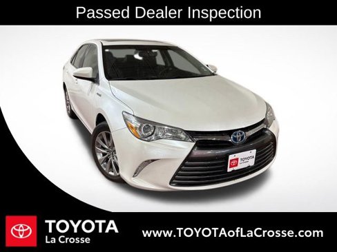 Used 2017 Toyota Camry XLE image 1