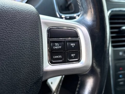 Used 2018 Dodge Grand Caravan GT image 18