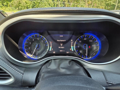 Used 2018 Chrysler Pacifica Limited w/ S Appearance Package image 23