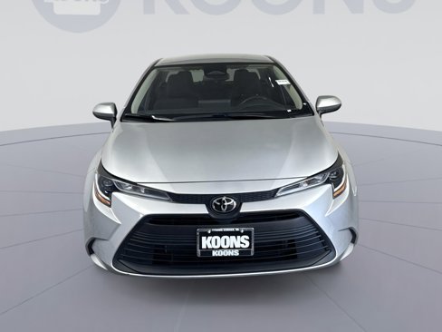 Used 2024 Toyota Corolla LE image 11
