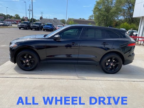 Used 2017 Jaguar F-PACE Premium image 8