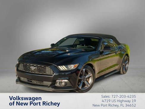 Used 2015 Ford Mustang Convertible w/ Equipment Group 051A image 1