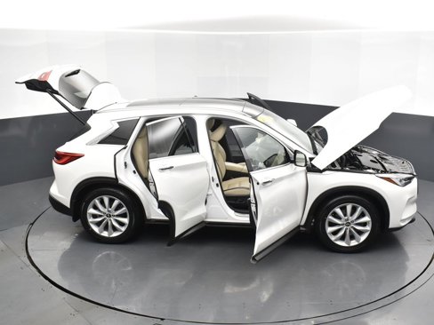 Used 2019 INFINITI QX50 Essential w/ Premium Heat Package image 35