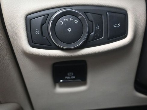 Used 2017 Lincoln MKZ Reserve w/ Climate Package image 15