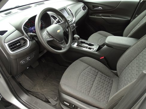 Used 2023 Chevrolet Equinox LT w/ LPO, Floor Liner Package image 10