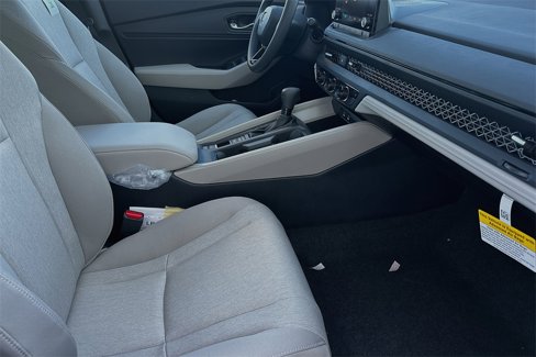 Used 2024 Honda Accord EX image 10