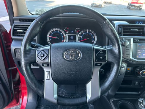 Used 2014 Toyota 4Runner SR5 image 12