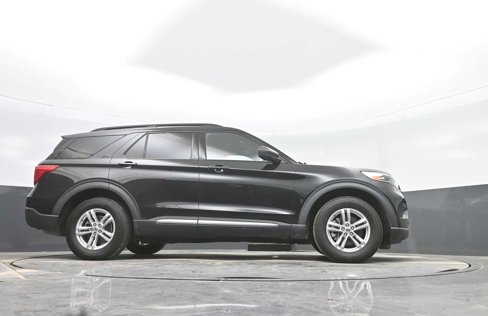 Used 2020 Ford Explorer XLT image 45