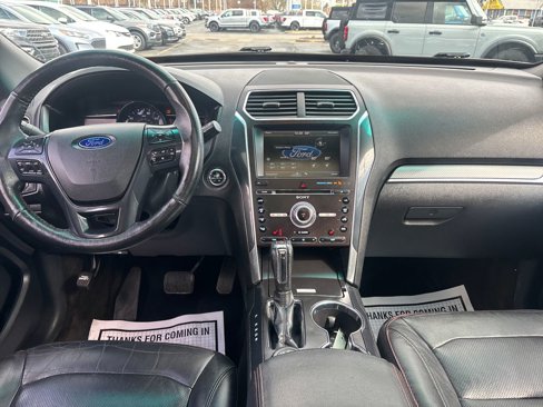 Used 2016 Ford Explorer Sport image 19