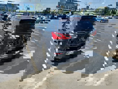Used 2018 Chevrolet Equinox Premier image 7