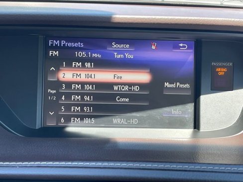 Used 2017 Lexus ES 350 image 10
