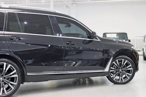 Used 2020 BMW X7 xDrive40i w/ Cold Weather Package image 11