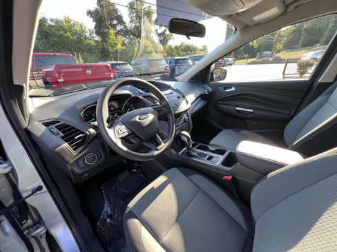 Used 2018 Ford Escape SE image 13