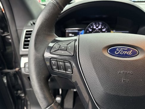 Used 2019 Ford Explorer Limited w/ Ford Safe & Smart Package image 21