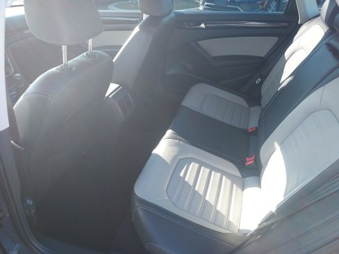 Used 2014 Volkswagen Passat 1.8T Sport image 17