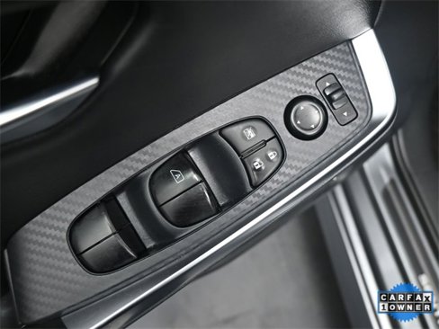 Used 2025 Nissan Sentra SR w/ SR Premium Package image 13