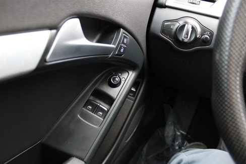 Used 2011 Audi A5 2.0T Premium Plus image 17