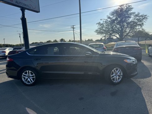 Used 2013 Ford Fusion SE image 8
