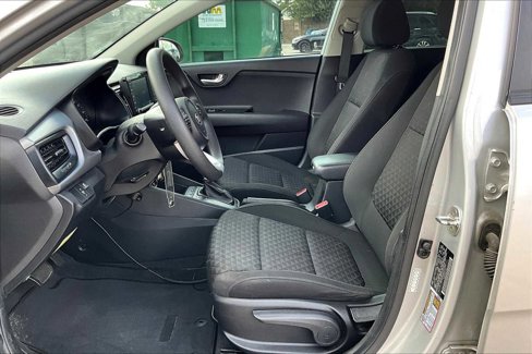 Used 2020 Kia Rio S image 6